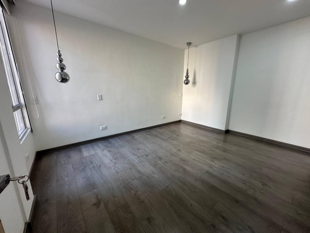 Apartamento en venta en Los Colores, Medellín · foto 17 de 24