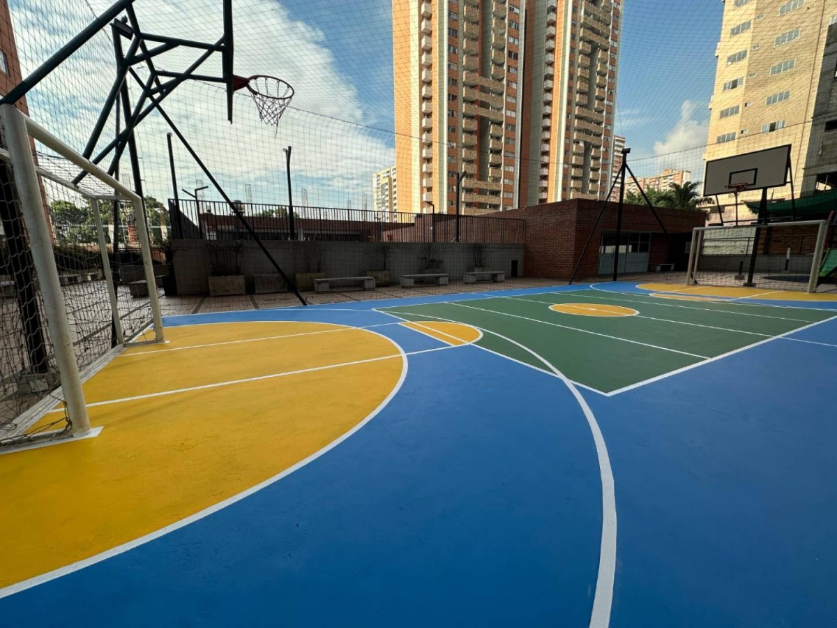 Apartamento en venta en Los Colores, Medellín · foto 23 de 24