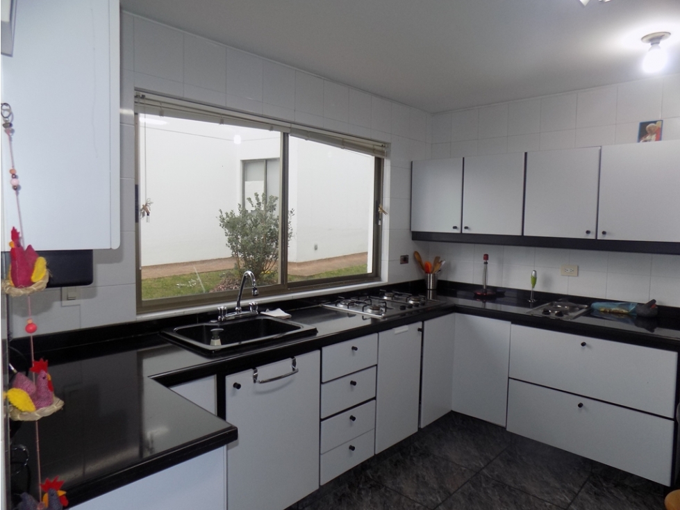 Casa en venta en Tejares, Manizales · foto 2 de 24