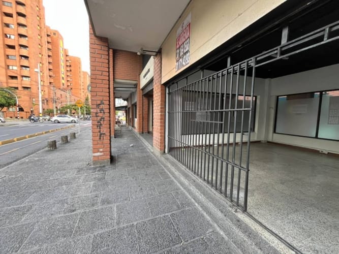 Local en arriendo en Carlos E Restrepo, Medellín, 35 m² · foto 8 de 17