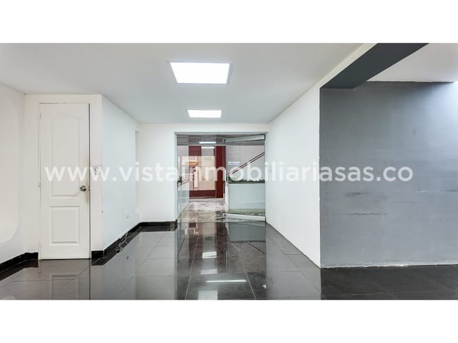 Retail space for rent in El centro, Manizales