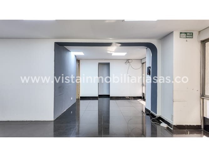 Local en arriendo en El Centro, Manizales, 35 m² · foto 2 de 5