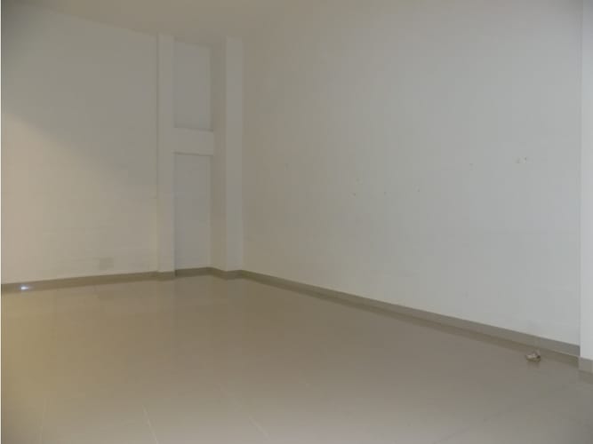 Local en venta en Los Laureles, Manizales, 45 m² · foto 2 de 7