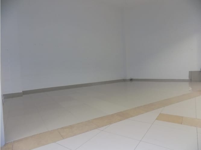 Local en venta en Los Laureles, Manizales, 45 m² · foto 4 de 7