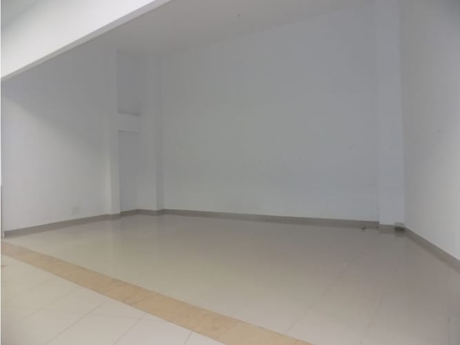 Local en venta en Los Laureles, Manizales, 45 m² · foto 5 de 7
