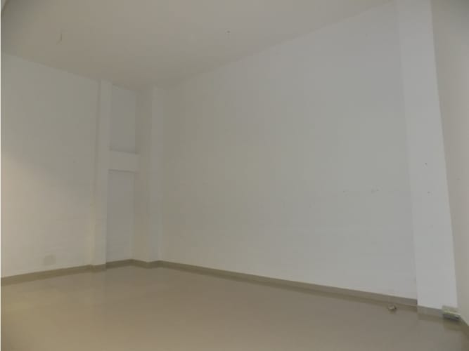 Local en venta en Los Laureles, Manizales, 45 m² · foto 6 de 7