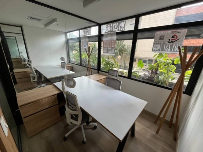 Oficina en arriendo en Los Colores, Medellín, 6 m² · foto 4 de 24
