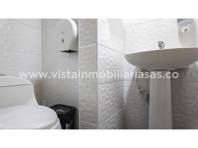Edificio en arriendo en Milan, Manizales, 255 m² · foto 17 de 24