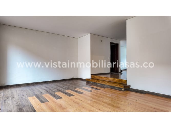 Finca en arriendo en Belen, Manizales, 379 m² · foto 3 de 24