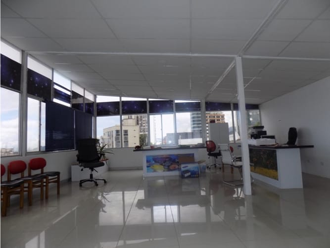 Local en venta en Cable, Manizales, 423 m² · foto 15 de 24