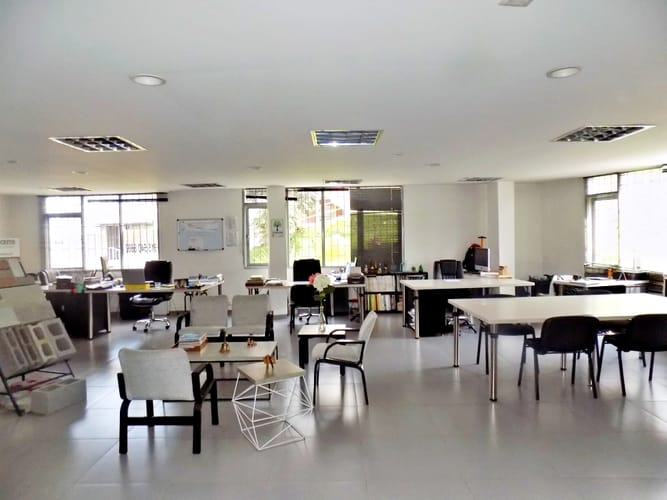 Edificio en venta en Fatima, Manizales, 262 m² · foto 3 de 14