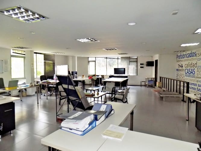 Edificio en venta en Fatima, Manizales, 262 m² · foto 4 de 14