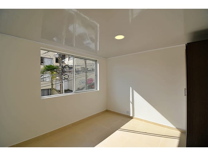 Edificio en venta en La Arboleda, Manizales, 320 m² · foto 2 de 18