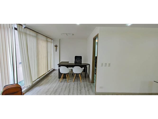 Oficina en venta en El Centro, Manizales, 42 m² · foto 7 de 9