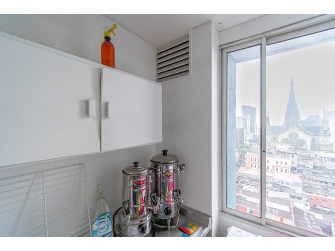 Oficina en venta en El Centro, Manizales, 46 m² · foto 3 de 9