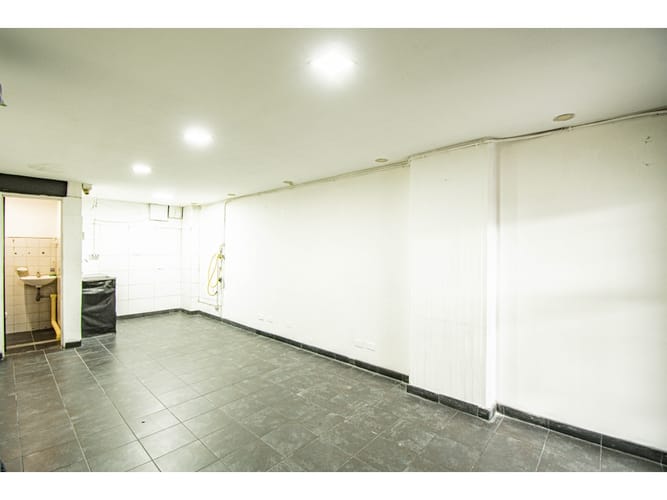Local en venta en El Centro, Manizales, 27 m² · foto 2 de 7