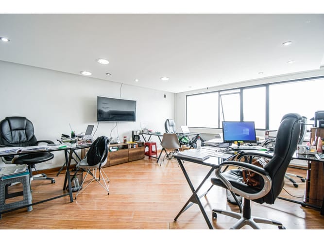 Oficina en venta en El Centro, Manizales, 165 m² · foto 3 de 15