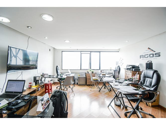 Oficina en venta en El Centro, Manizales, 165 m² · foto 4 de 15