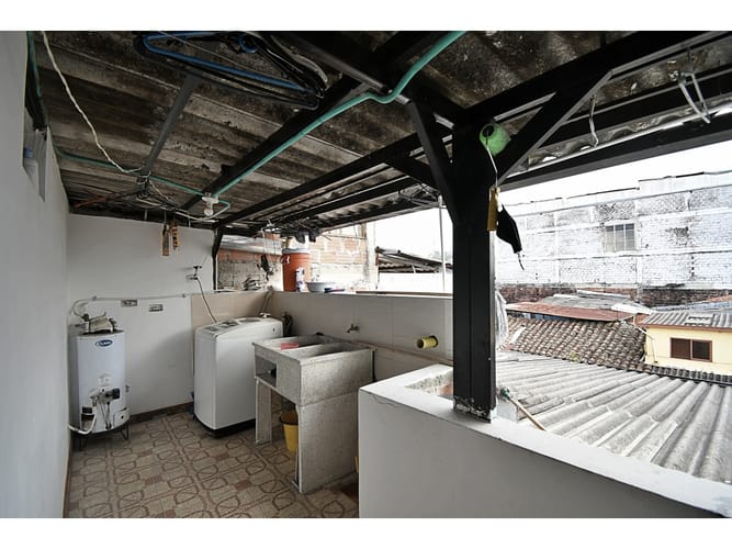Edificio en venta en El Centro, Manizales, 440 m² · foto 23 de 24
