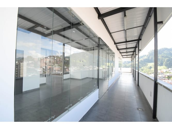Edificio en venta en El Centro, Manizales, 760 m² · foto 19 de 24