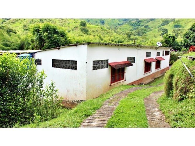 Finca en venta en Sancancio, Manizales, 176 m² · foto 8 de 24