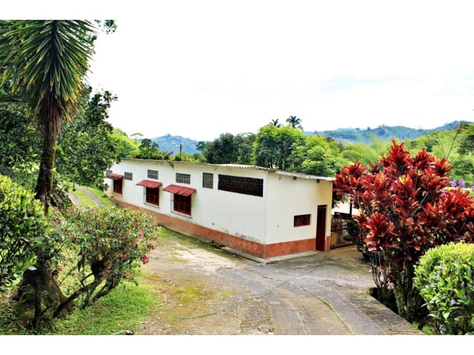 Finca en venta en Sancancio, Manizales, 176 m² · foto 9 de 24