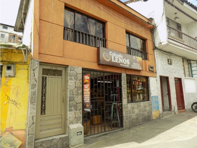 Lote en venta en Cervantes, Manizales, 229 m² · foto 3 de 5