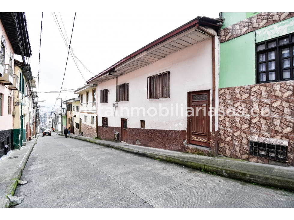 Casa en venta en Los Agustinos, Manizales · foto 3 de 4