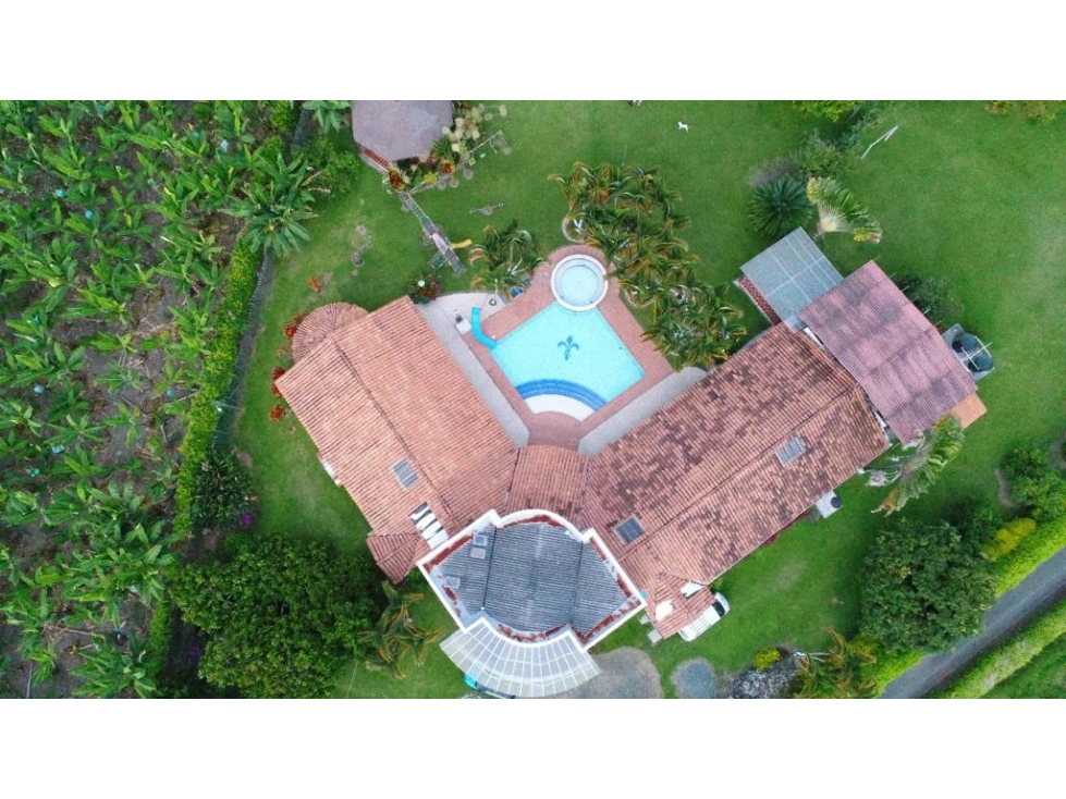 Casa en venta en Sancancio, Manizales · foto 2 de 11