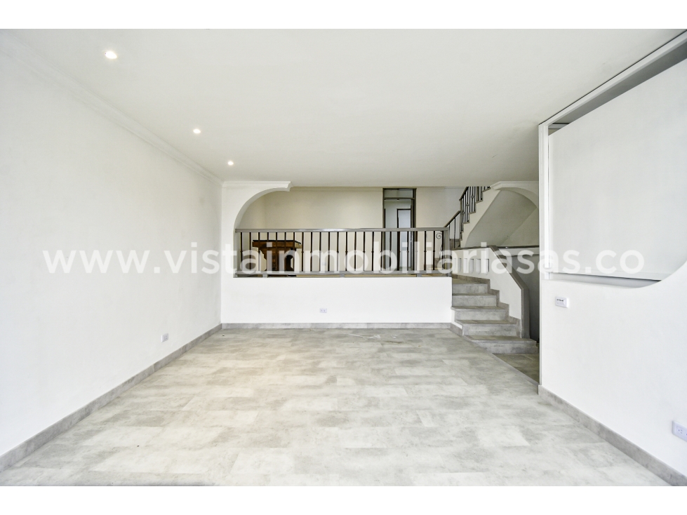 Casa en venta en La Camelia, Manizales · foto 4 de 24