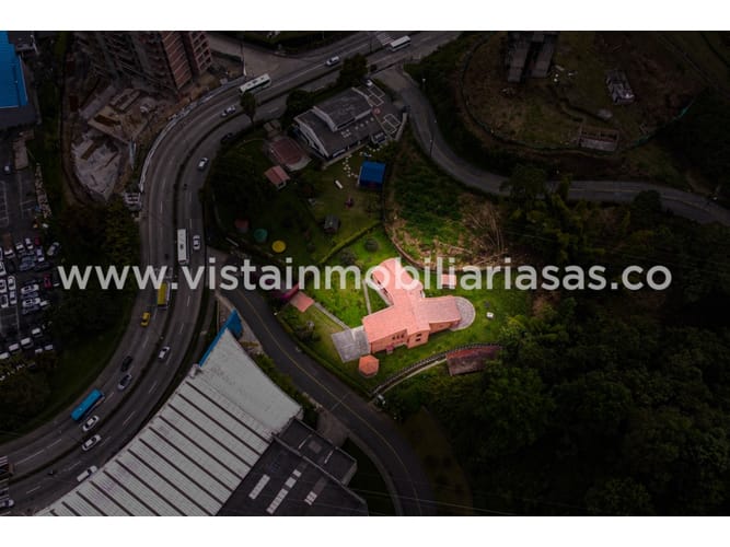 Casa de 4 alcobas en venta en El Trebol, Manizales, 400 m² · foto 3 de 24