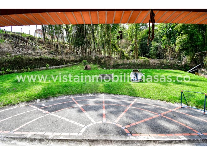 Casa de 4 alcobas en venta en El Trebol, Manizales, 400 m² · foto 21 de 24