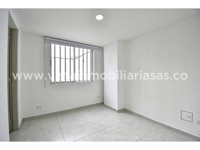 Apartaestudio en venta en Saenz, Manizales, 32 m² · foto 3 de 9