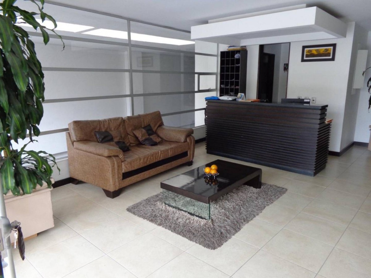 Apartamento en venta en Cedritos, Bogotá · foto 2 de 24