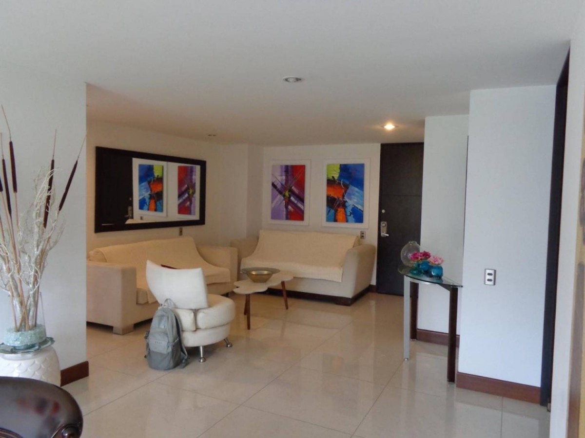 Apartamento en venta en Cedritos, Bogotá · foto 8 de 24
