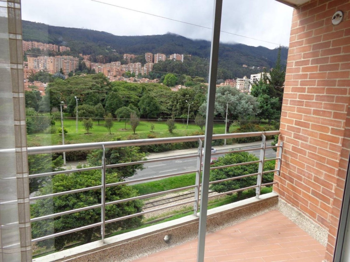 Apartamento en venta en Cedritos, Bogotá · foto 12 de 24