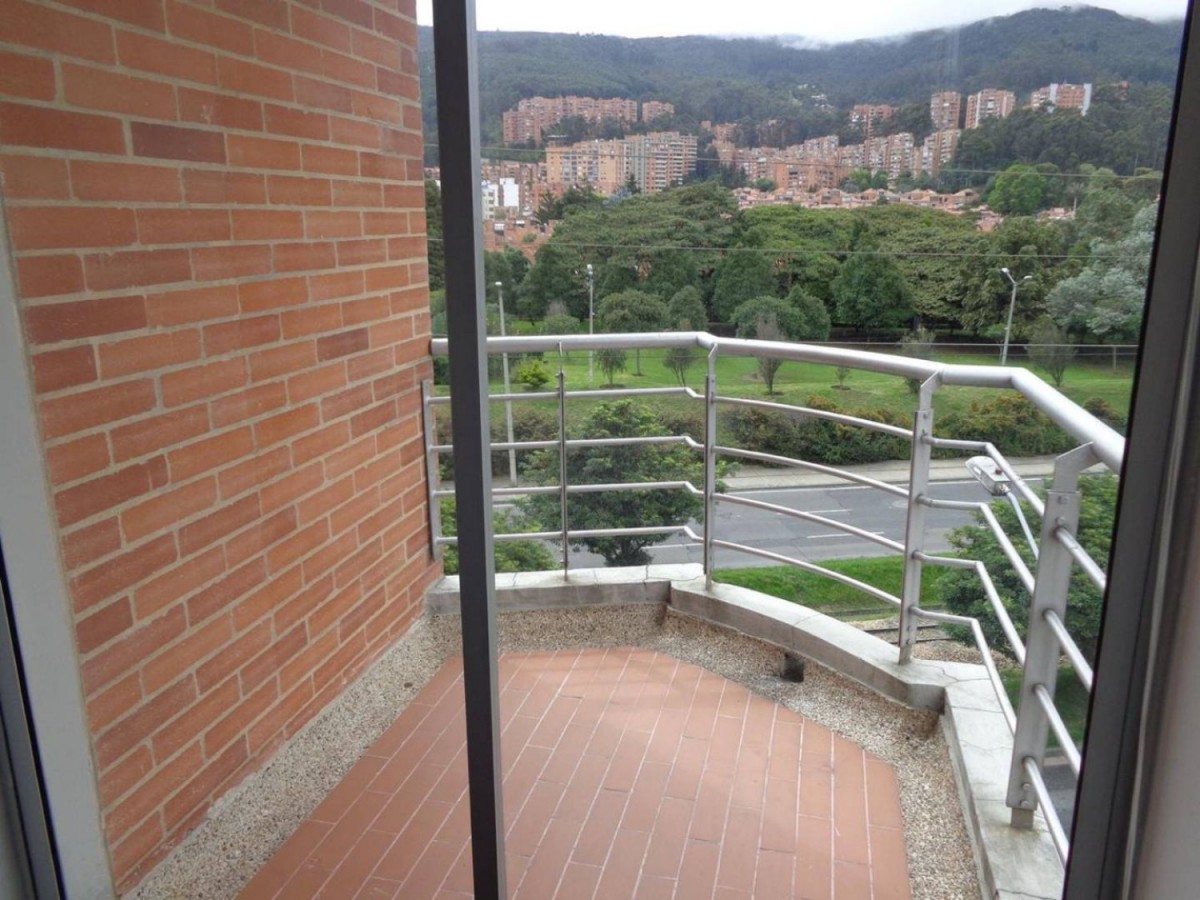 Apartamento en venta en Cedritos, Bogotá · foto 13 de 24