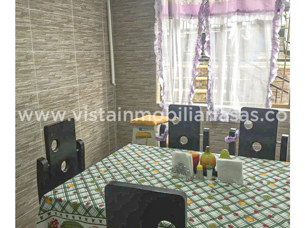 Casa en venta en Altos Del Capri, Manizales · foto 2 de 12