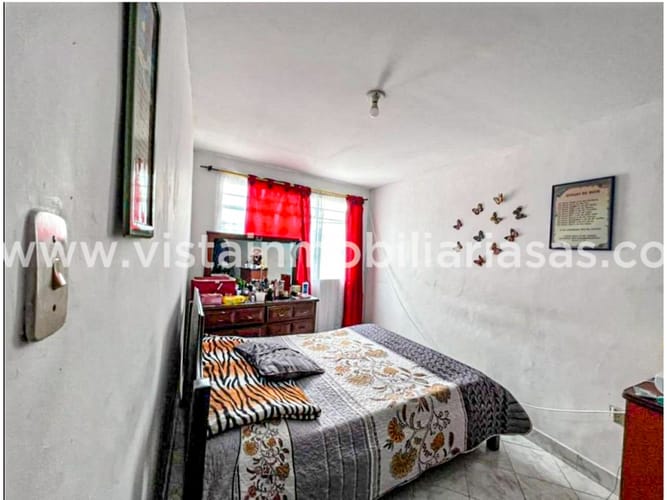 Casa de 8 alcobas en venta en El Bosque, Manizales, 355 m² · foto 10 de 14