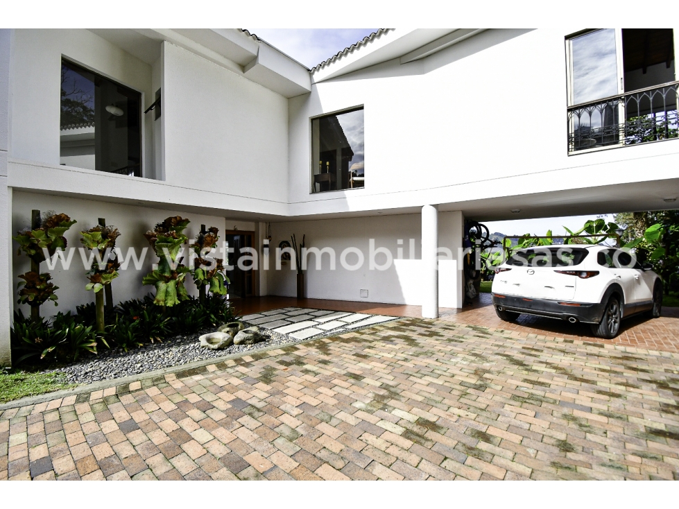 Casa en venta en Sector Tejares, Manizales · foto 2 de 24