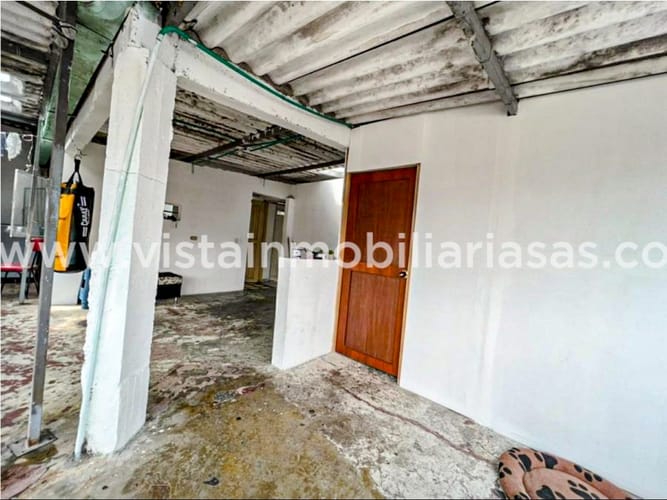 Casa de 8 alcobas en venta en El Bosque, Manizales, 355 m² · foto 12 de 14