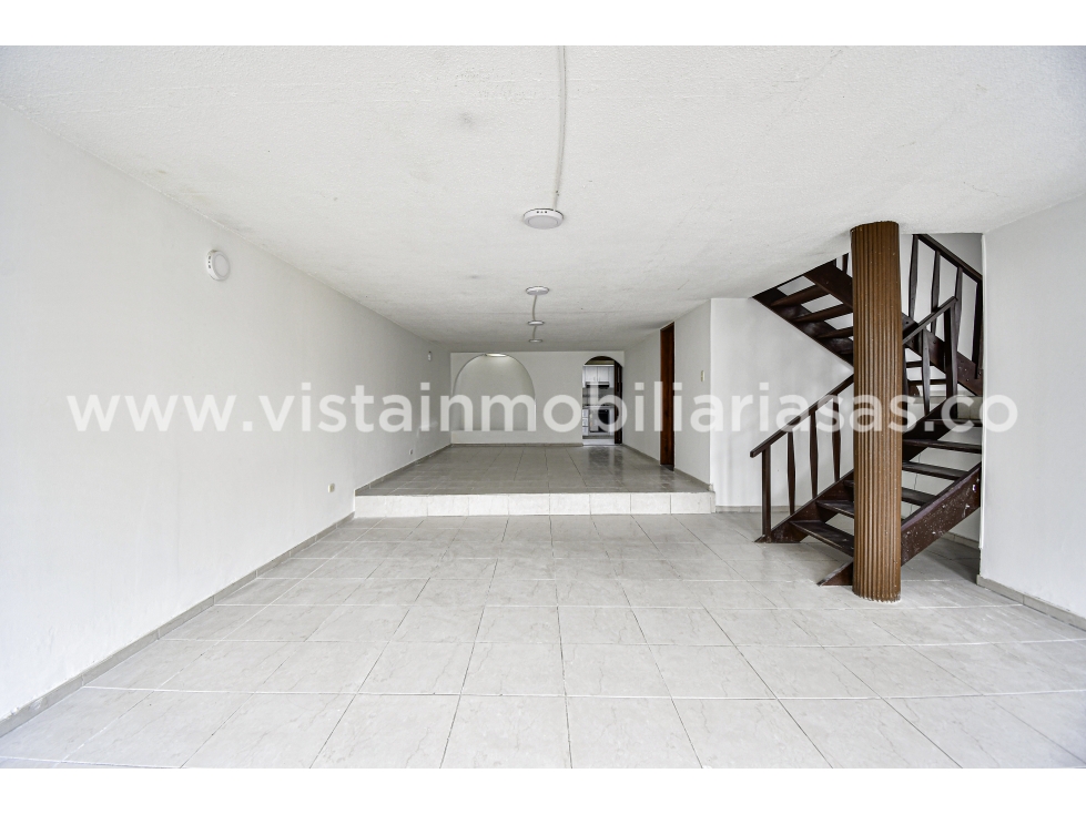 Casa en venta en La Rambla, Manizales · foto 2 de 24