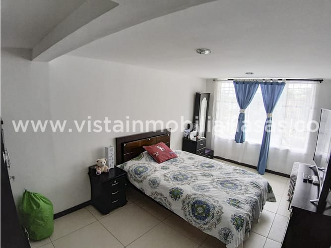 Casa de 7 alcobas en venta en Sacatin Viejo, Manizales, 200 m² · foto 5 de 23