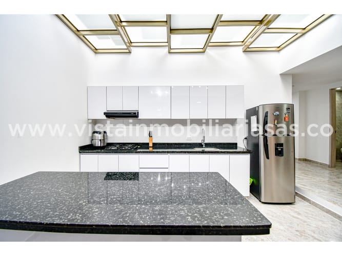 Casa de 4 alcobas en venta en Guayacanes, Manizales, 260 m² · foto 5 de 24