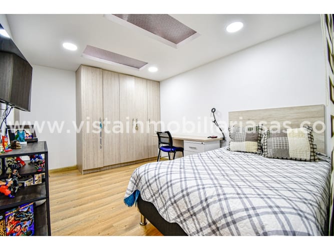 Casa de 4 alcobas en venta en Guayacanes, Manizales, 260 m² · foto 16 de 24