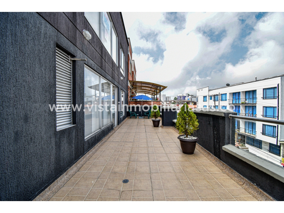 Apartamento en venta en Chipre, Manizales · foto 2 de 24
