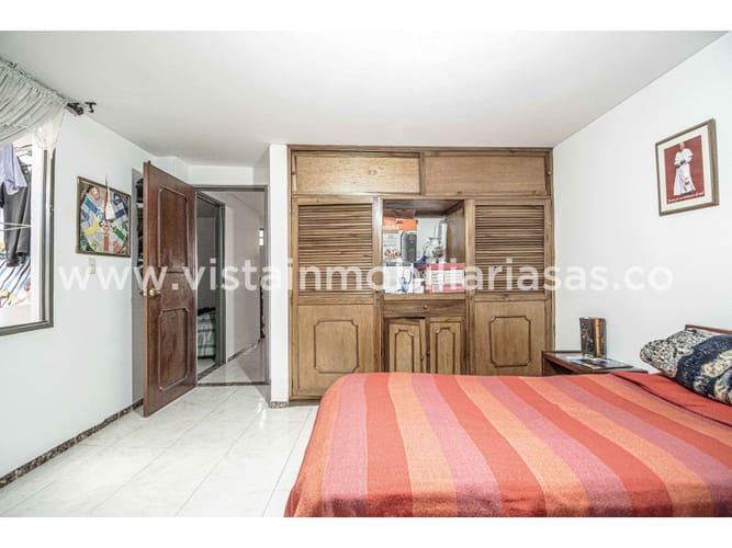 Apartamento de 3 alcobas en venta en Bavaria, Manizales, 113 m² · foto 9 de 13