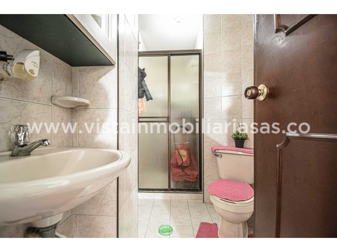 Apartamento de 3 alcobas en venta en Bavaria, Manizales, 113 m² · foto 13 de 13