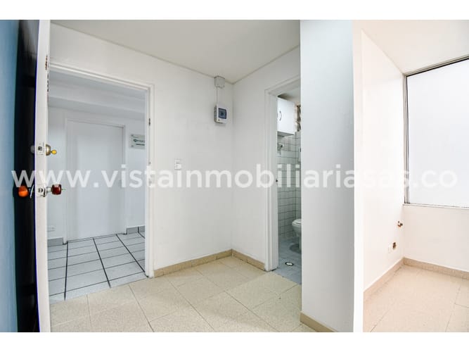 Consultorio en venta en Belen, Manizales, 25 m² · foto 7 de 9
