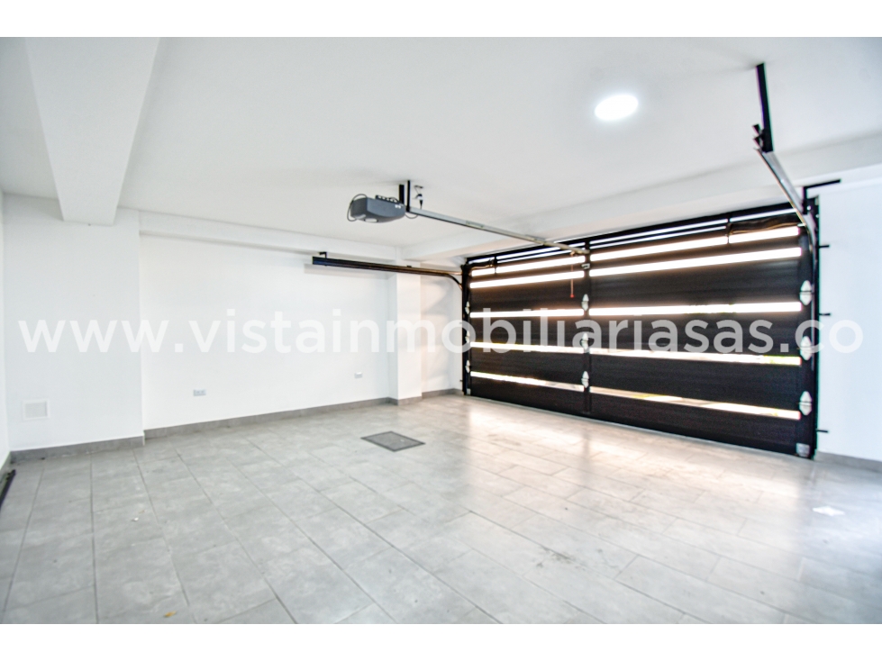 Casa en venta en Milan, Manizales · foto 3 de 24